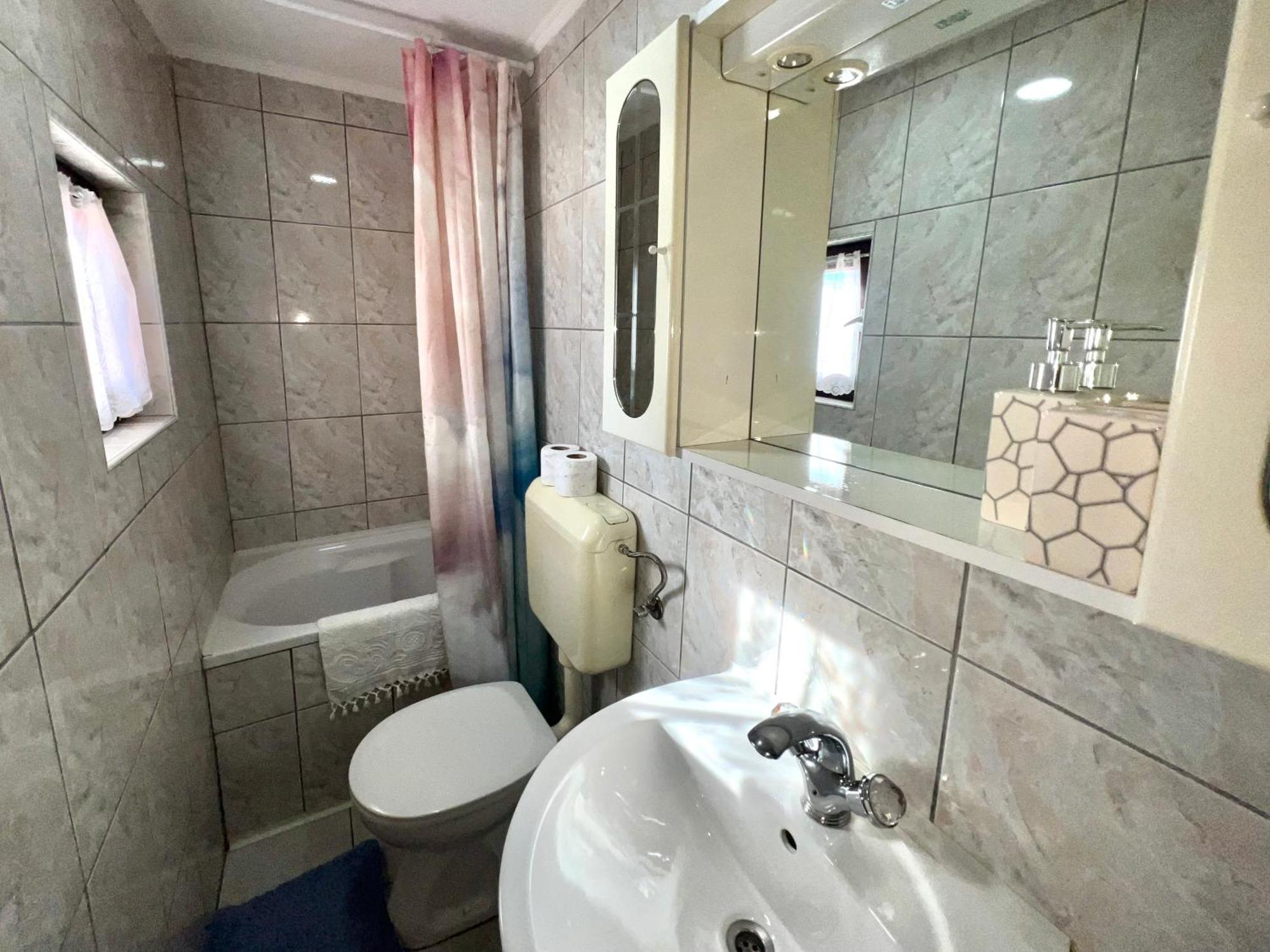 Hani Studio Apartment SJJ Esterno foto